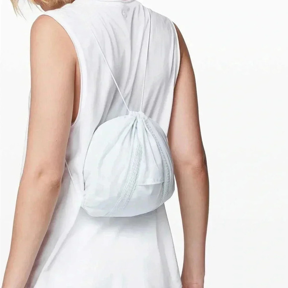 Lululemon Pack Light Pullover Almost Blue Rare - Picture 7 of 16